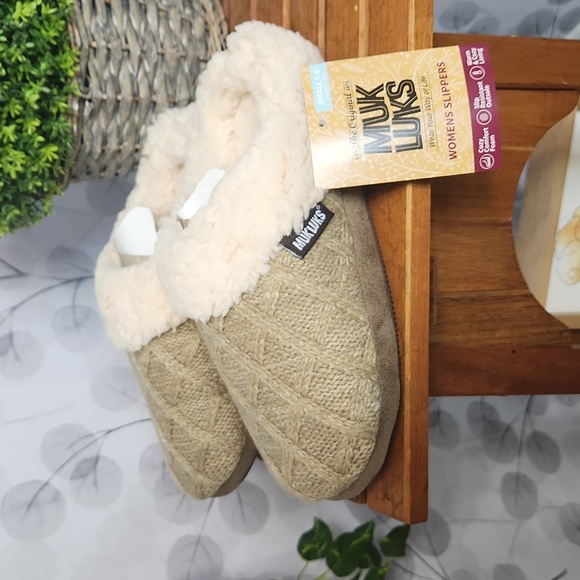 Muk Luks Cozy Slippers - Picture 3 of 10